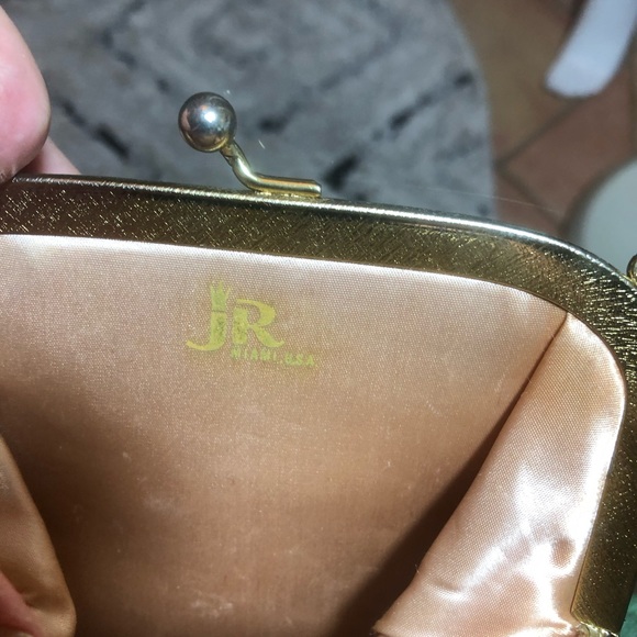 JR (Julius Resnick) MIAMI Vintage gold dressy purse - Picture 5 of 5